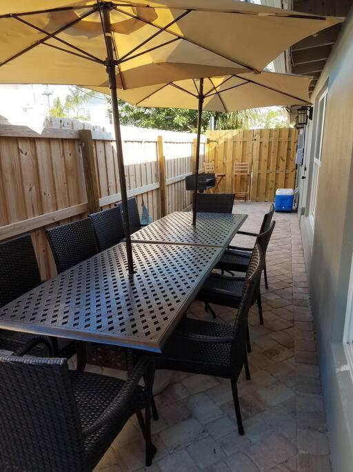 Bahamian Cottage - Heated Pool Walk To The Beach Cocoa Beach Exterior foto
