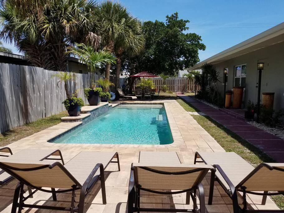 Bahamian Cottage - Heated Pool Walk To The Beach Cocoa Beach Exterior foto